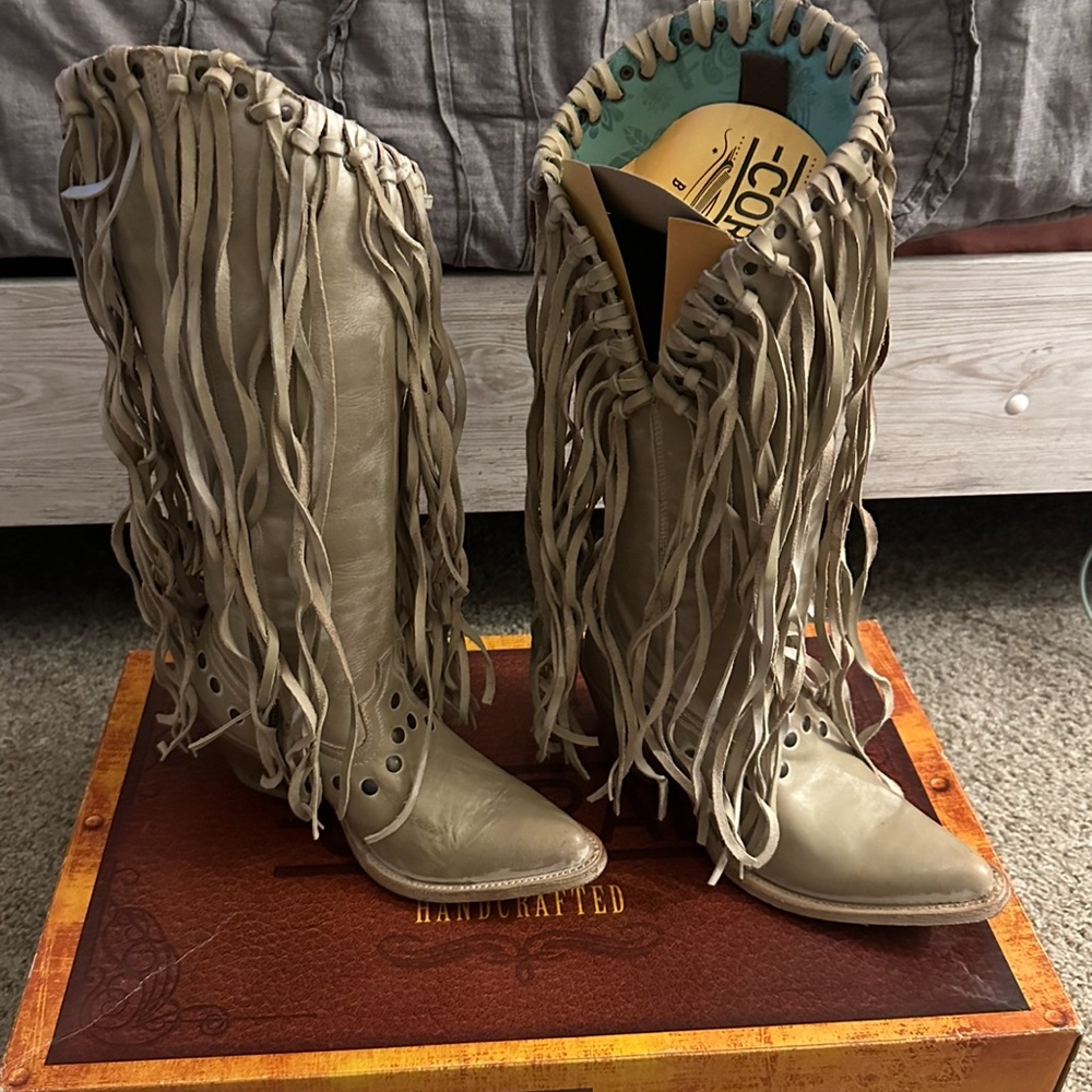 Stylish Fringe Leather Heeled Boots - Taupe